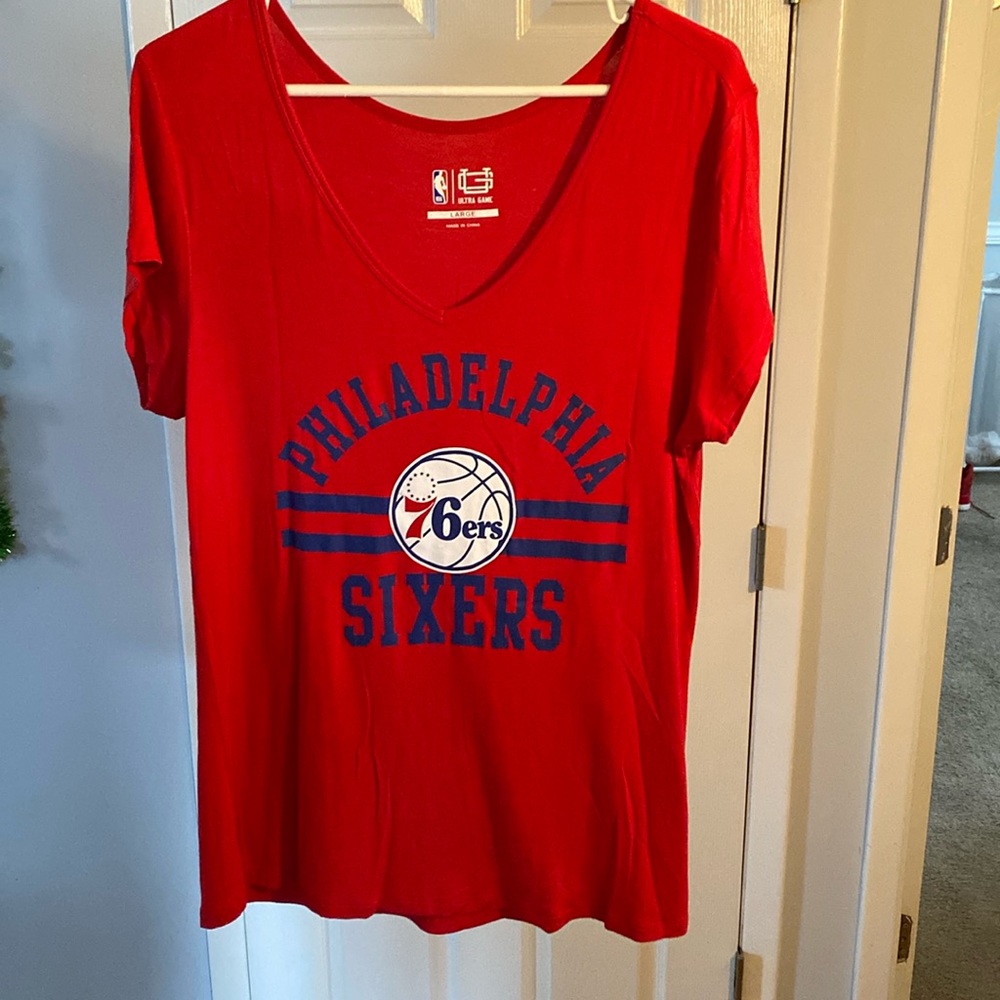 ❗️NWOT Philadelphia 76ers Top